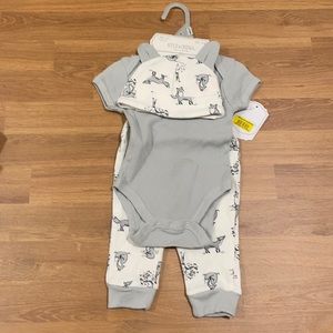 Kyle & Deena NY 3 Piece Set - bodysuit, hat and pants. Animal theme. New.